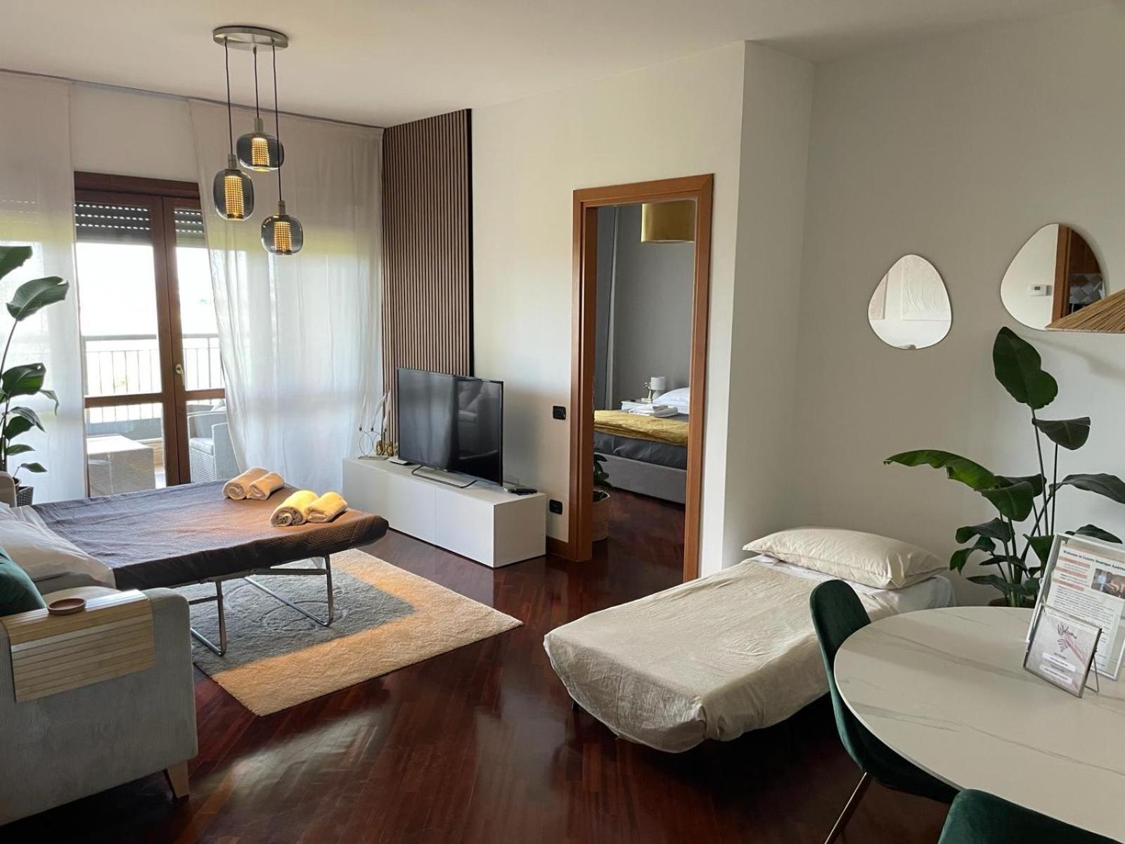 Luxury Boutique Apartment Fiumicino Bagian luar foto