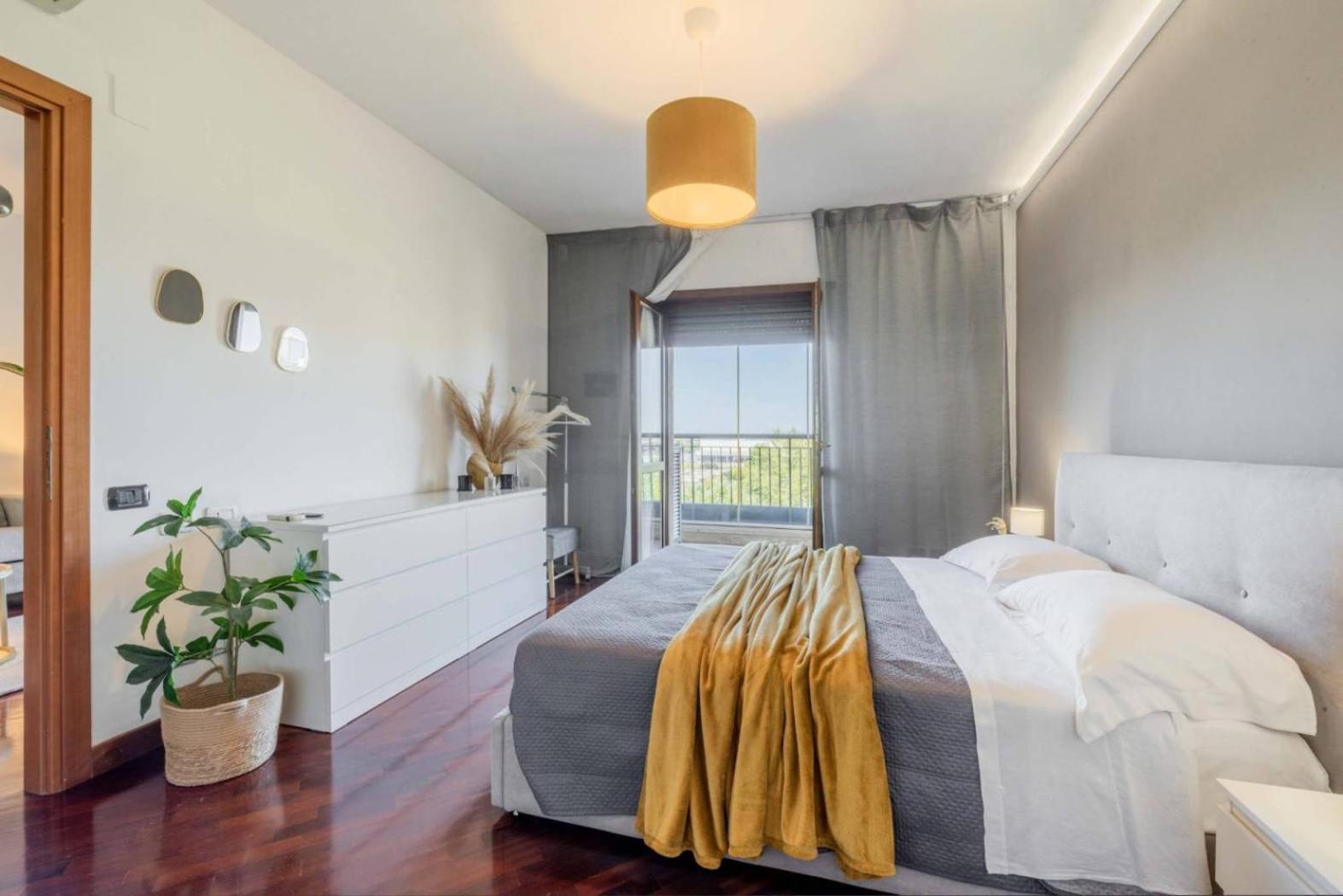 Luxury Boutique Apartment Fiumicino Bagian luar foto